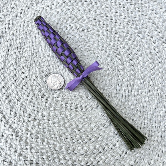 Lavender Wand - Hand-woven Fragrant Sachet, Handmade - Picture 2 of 5